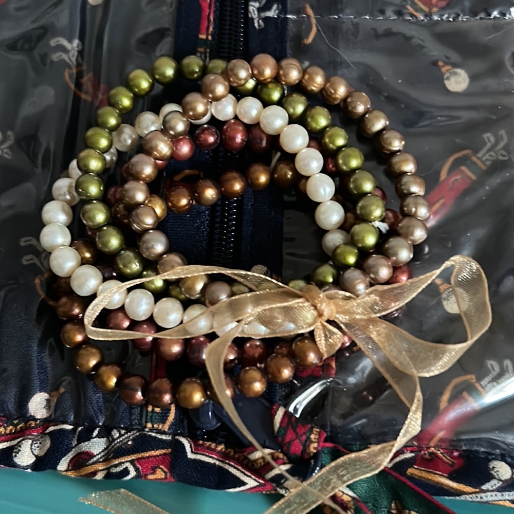 5-Piece Natural Dyed Freshwater Pearl Stretch Bracelets in Neutral Fall Colors